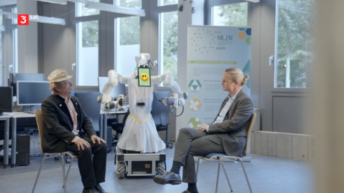 Pelzig in conversation with Professor Christian Bauckhage. Picture: © 3Sat