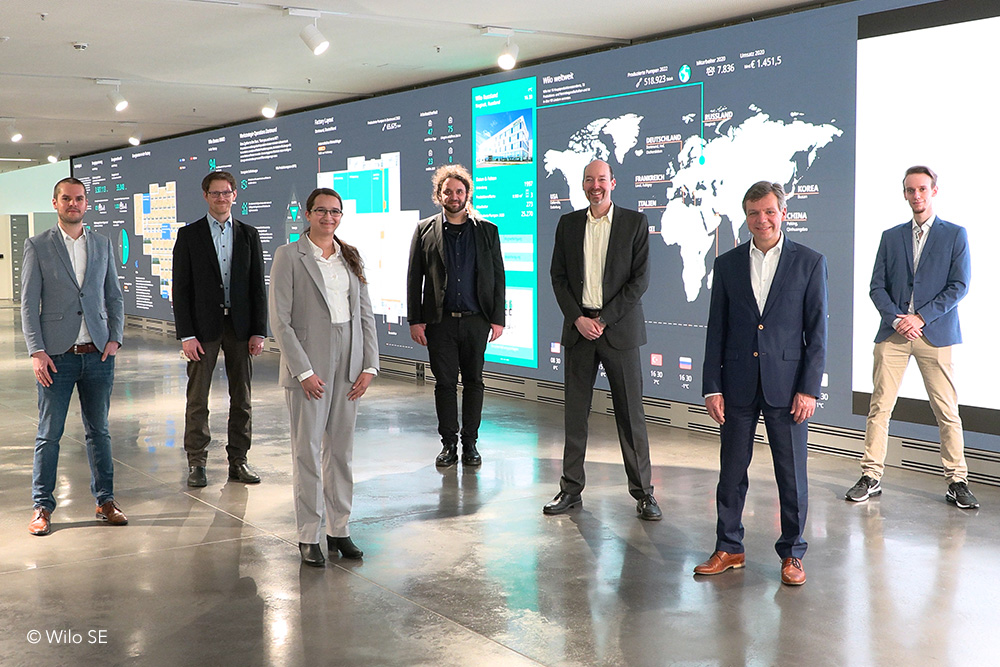 Die beteiligten Projektteams von ML2R und Wilo beim Kick-off-Meeting in Dortmund. Von links: David Graurock, Dr. Martin Oettmeier, Rahel Wilking, Andreas Pauly, Dr. Stefan Michaelis, Dr. Thorsten Kettner, Raphael Fischer